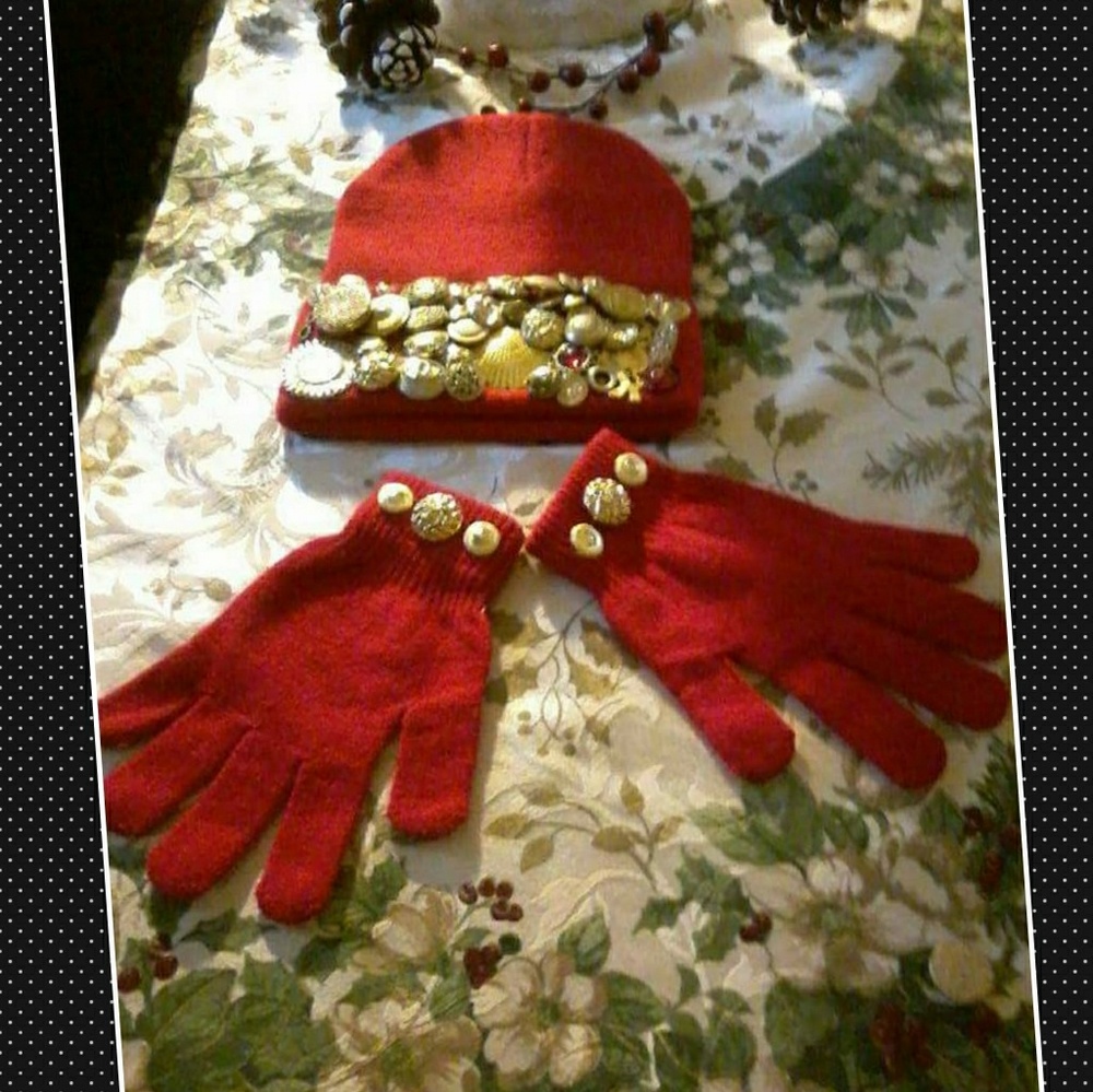 Hat and glove set